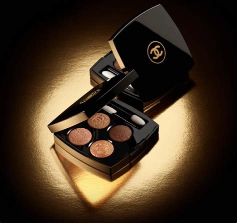 palette chanel natale 2021|Chanel clairvision 2024.